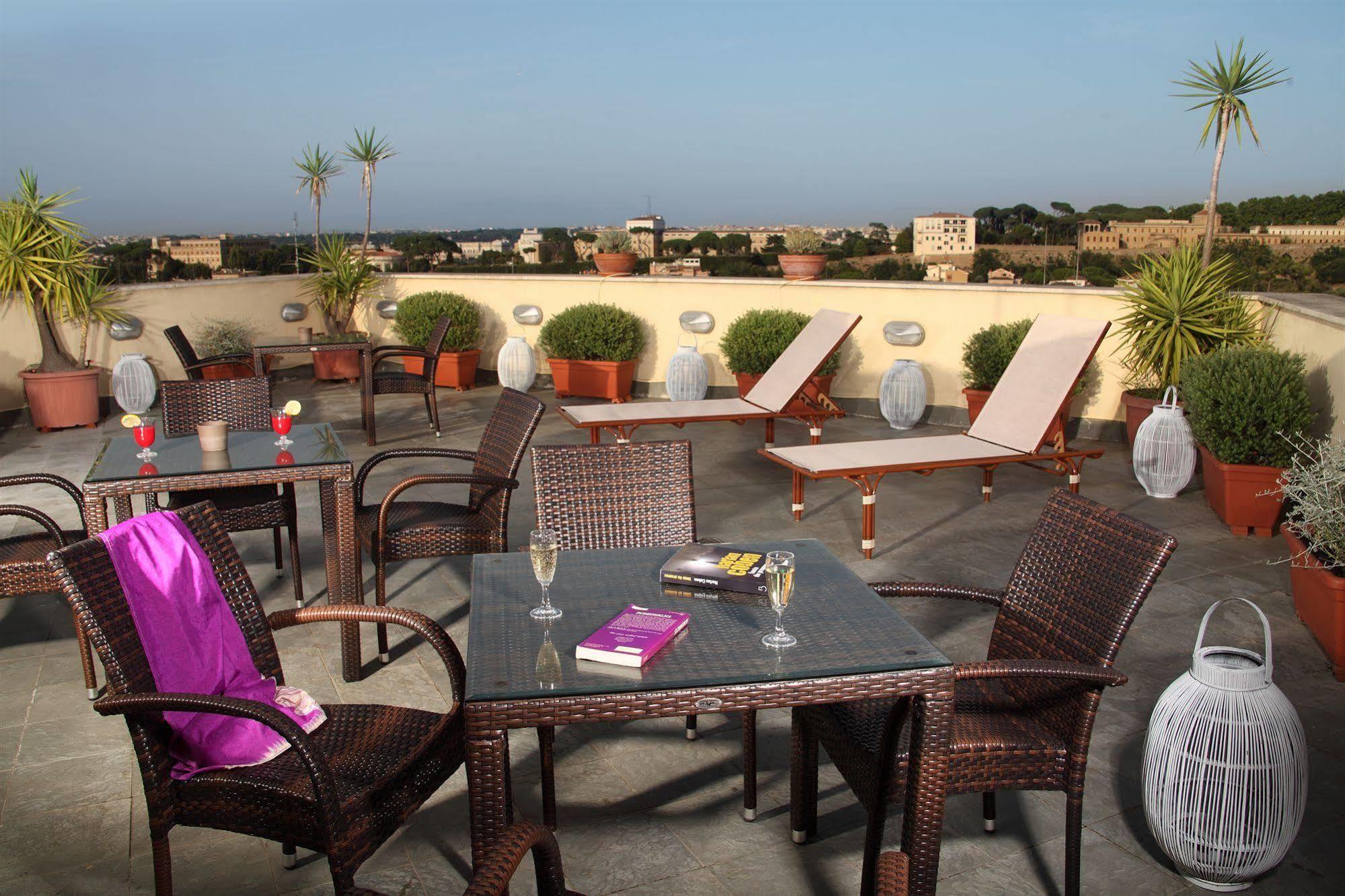 Hotel Alessandrino Рим Экстерьер фото